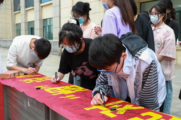 5Y4A9994-1_副本.jpg 5Y4A9994-1_副本.jpg